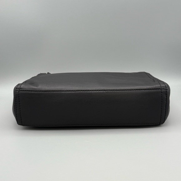 EUC Lo & Sons Pearl Convertible Crossbody Purse, in Black Nappa Leather - Picture 14 of 16